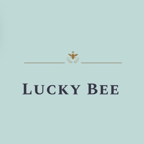 Meet your Posher, Lauren - Picture 1 of 1